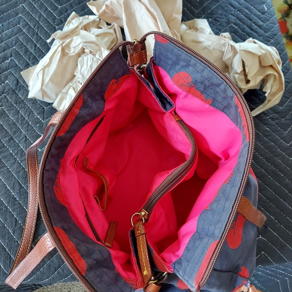 Red Ducky Dooney - Picture 11 of 13